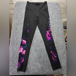 PINK Victoria’s Secret Ultimate Leggings S Black Floral Side‎ Logo High Rise